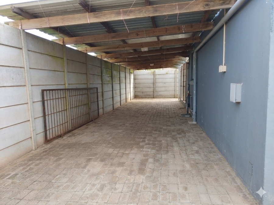 To Let 1 Bedroom Property for Rent in Vredenburg Western Cape